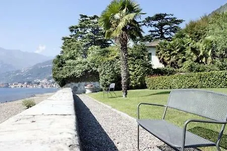 Eden Lake Tatil Evi
